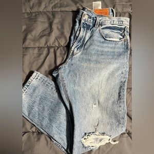 Levi’s high waisted 301, size 28